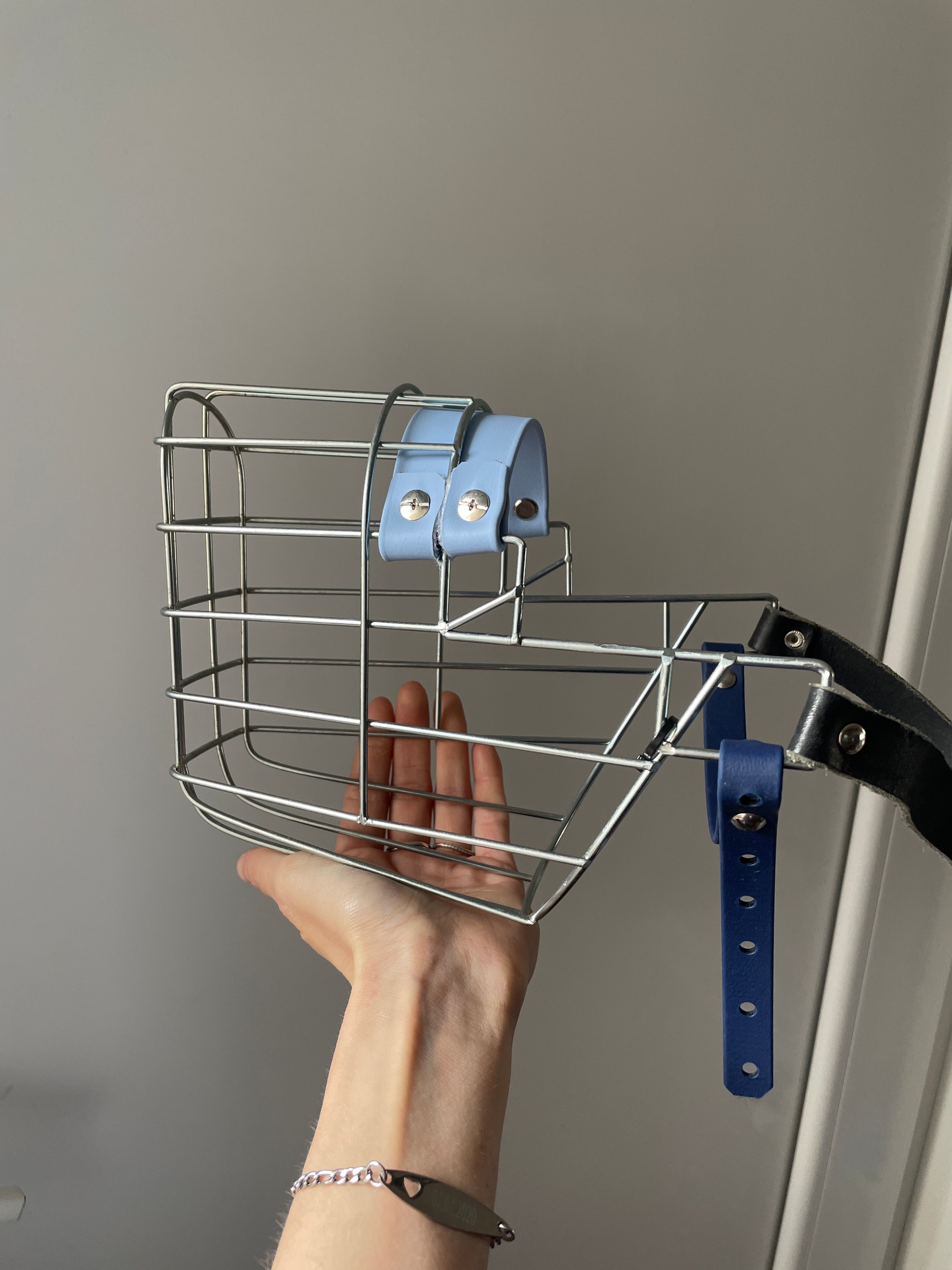 Muselière cage