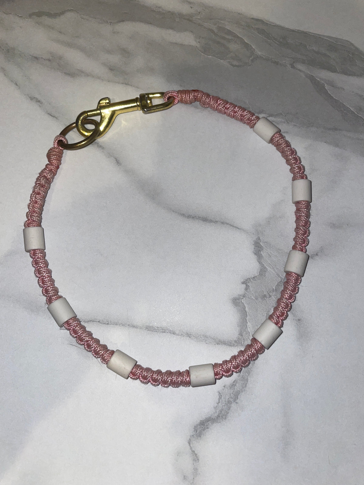 Collier antiparasitaire